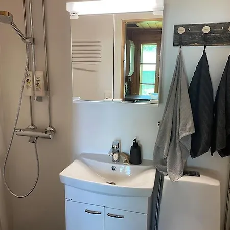 Laattajan Pirtti Vuokramoekki 1-5 Henkiloelle *