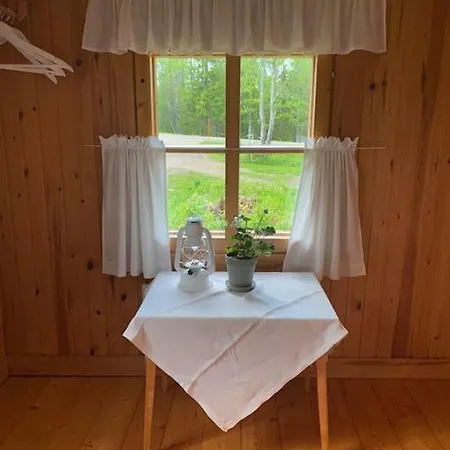 Laattajan Pirtti Vuokramoekki 1-5 Henkiloelle Domek alpejski Hyrynsalmi