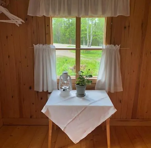 Laattajan Pirtti Vuokramoekki 1-5 Henkiloelle Alpstuga Hyrynsalmi